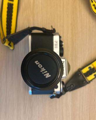 Nikon FE2 + Zoom-Nikkor 35-70mm f/3.3-4.5 AI-S