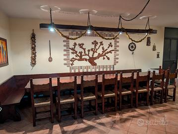 tavolo per taverna+sedie e lampadario 