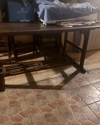 Tavolo in legno allungabile