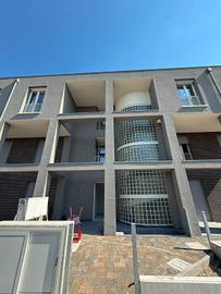 Appartamento di 206 m² con 4 locali e box auto dop