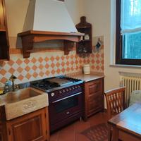 Cucina 300 cm lineare stile country con mobilio