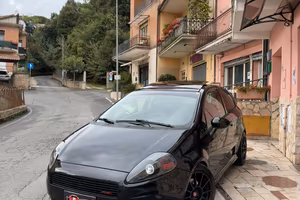 Fiat Grande Punto 1.9 MJT 120 CV 3 porte Sport, 24