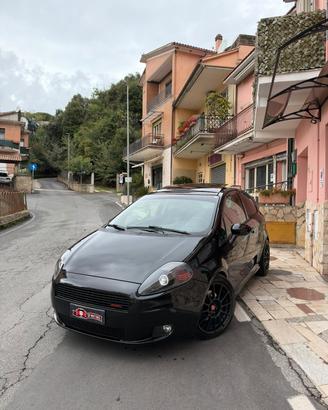 Fiat Grande Punto 1.9 MJT 120 CV 3 porte Sport, 24