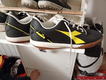 scarpini per calciotto