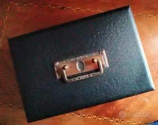 Cassetta portavalori  in metallo  anni '30