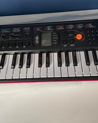 Mini piano casio SA-78
