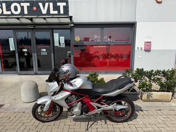 Kawasaki er6n