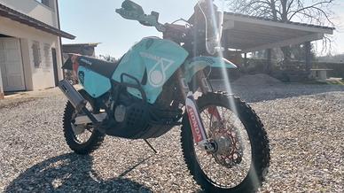 Honda africa twin 750 rd07