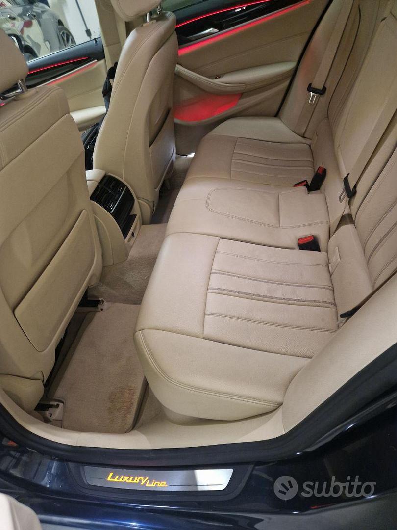 BMW 5 Series 2019 photo 4