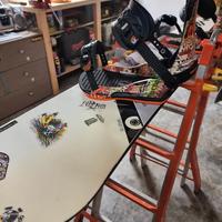 Tavola Snowboard 148 cm Attacchi NUOVI