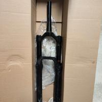 ammortizzatore Rock Shox + cerchio nemen 27.5