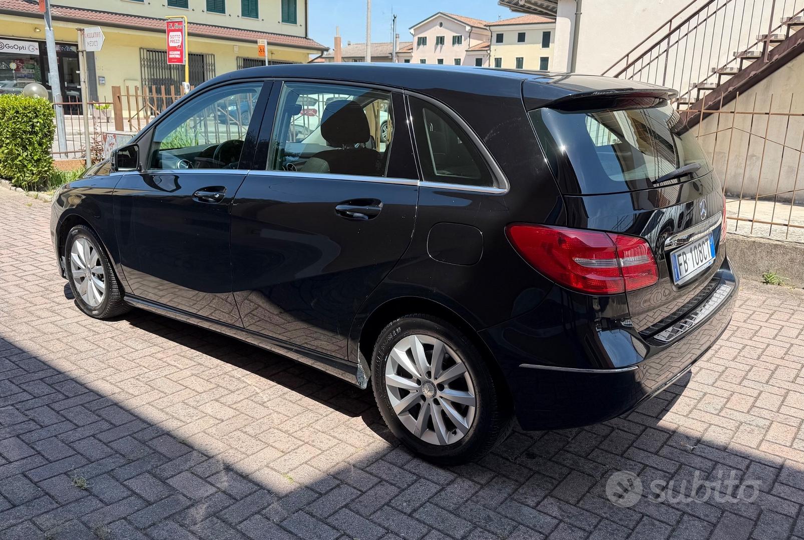 Mercedes-Benz B 180 D 2015 photo 4