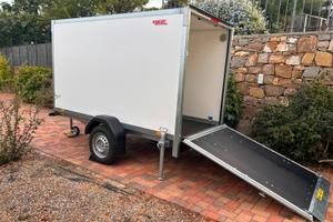 Rimorchio leggero furgonato Brenderup-Ellebi 750Kg