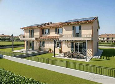 Villa di 135 m² con 5 locali e box auto a Arcade
