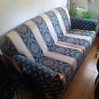 Divano tre posti