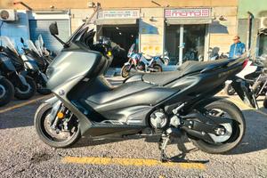 T Max 560 " tagliando km 0 "