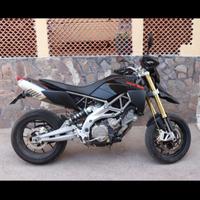 Aprilia Dorsoduro 750