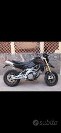 Aprilia Dorsoduro 750