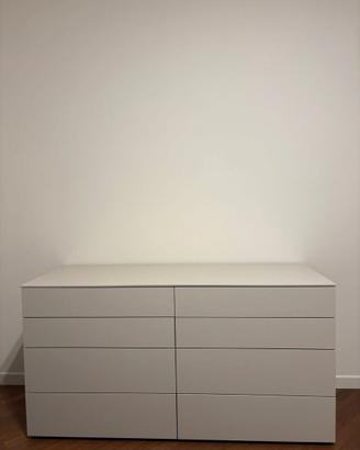 Comò Dall’Agnese modello Lama – 150 x 75 cm, lacca