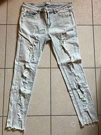 jeans Pull&Bear strappati chiari