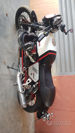 Moto Guzzi V7 Racer