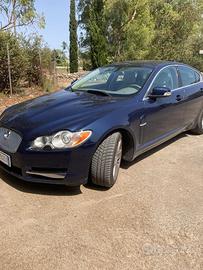 Jaguar XF modello luxury