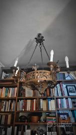 Lampadario in ferro battuto