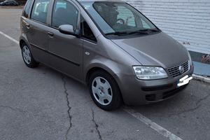 Fiat Idea 1.2 16v benzina GPL 5 porte