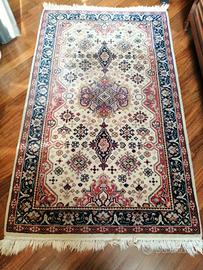 TAPPETO IN LANA MT. 1,50 PER MT. 0,90