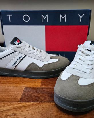 Sneakers Tommy Jeans (size 45)