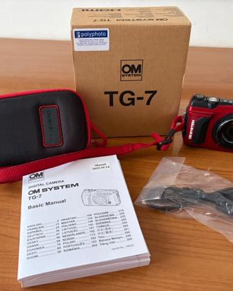OM SYSTEM TG-7 + custodia originale