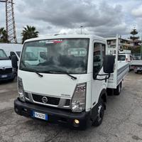 Nissan Cabstar nt400 cassone fisso