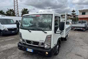Nissan Cabstar nt400 cassone fisso