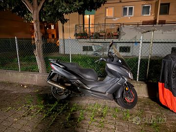 Scooter Kymco XTown 300