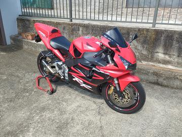 CBR 1000 RR 