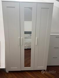 Armadio bianco tre ante  ikea