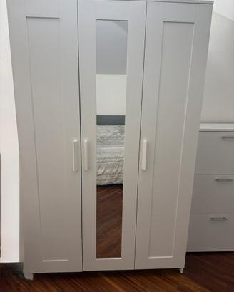 Armadio bianco tre ante  ikea