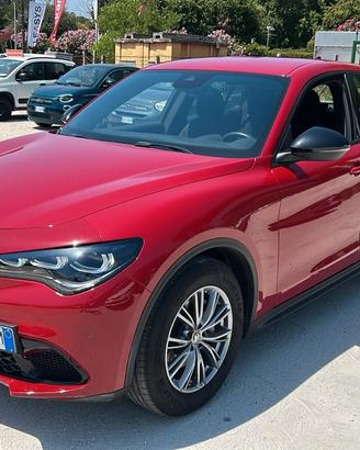 Alfa Romeo Stelvio 2.2 Turbodiesel 160 CV AT8 RWD 