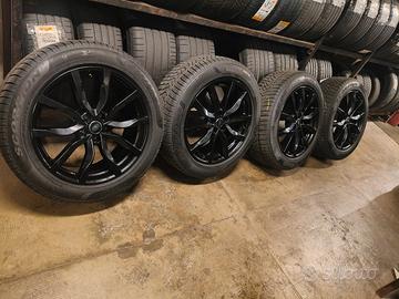 Cerchi e Gomme Land Rover  1 anno di vita 