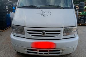 Renault Mascott