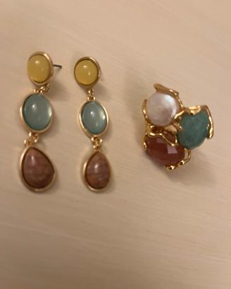 Set di orecchini + anello con pietre