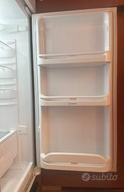 Frigorifero doppia porta da incasso Indesit - IN D