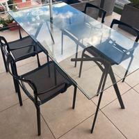 Tavolo 165x80 con sedie  impilabili