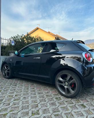 Alfa Romeo MiTo Distinctive Sport Pack