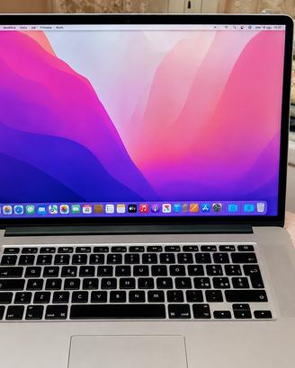 MacBook Pro 15” Retina 2015 – i7 – 16GB RAM –256GB