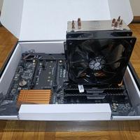 Scheda madre + CPU + Dissipatore + 32GB RAM DDR4