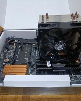 Scheda madre + CPU + Dissipatore + 32GB RAM DDR4