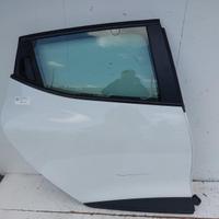 821008626R PORTA POSTERIORE DX RENAULT CLIO IV (B9
