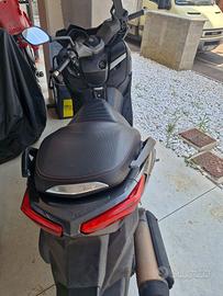 Yamaha X-Max 250 (2016)
