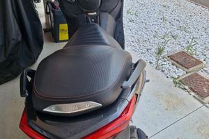 Yamaha X-Max 250 (2016)